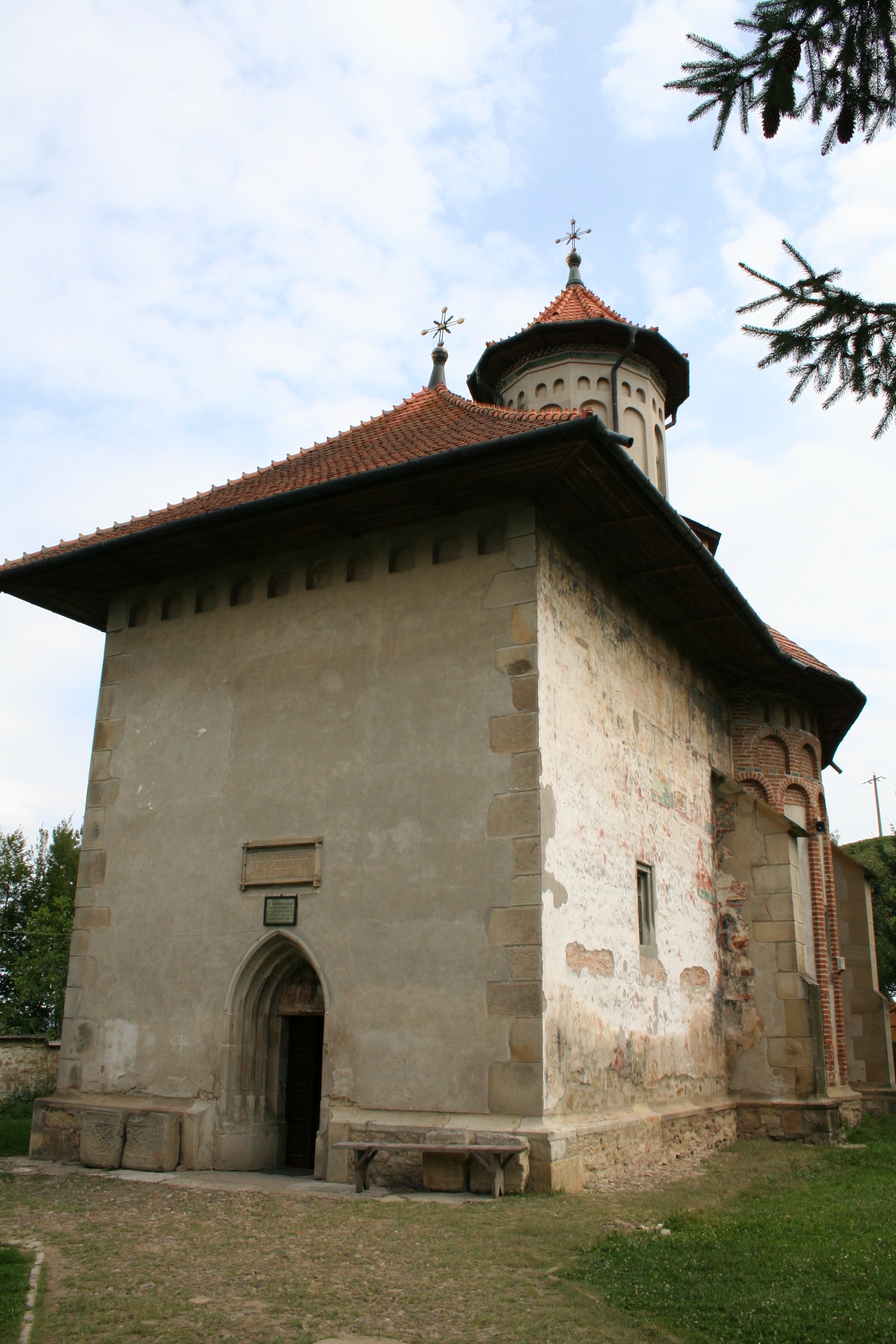 The Church of the Prophet Elijah, exterior  (source: A. Dumitrescu)