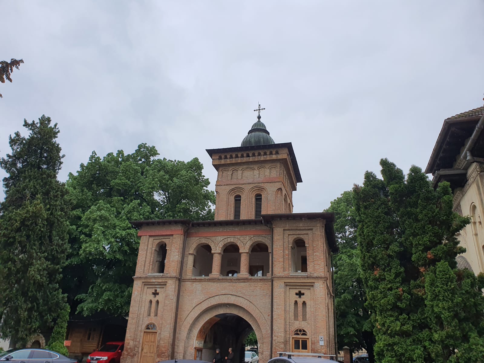 St Antim Monastery - The Tower Bell (View from the Courtyard). (source: Octavian-Adrian Negoiță)