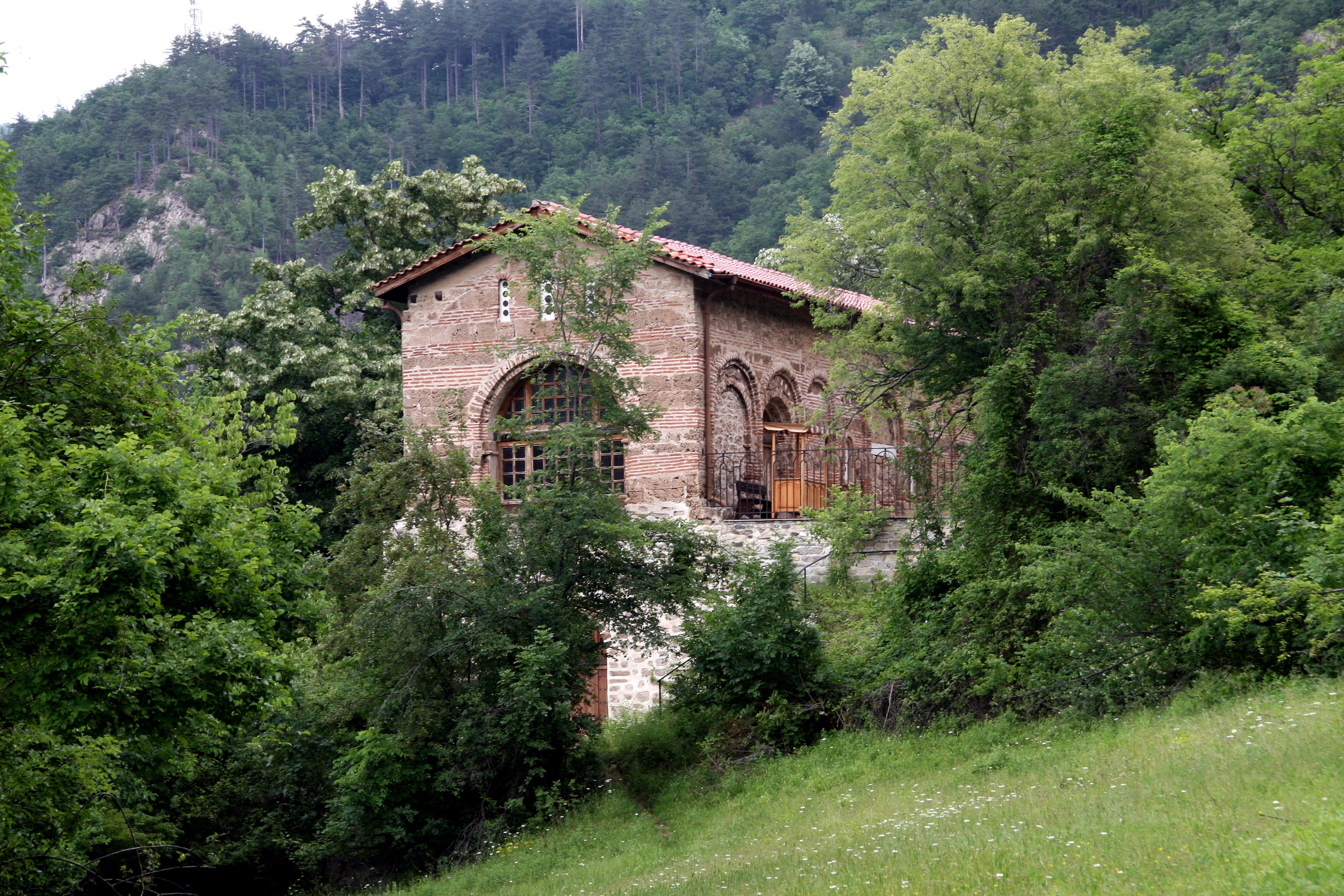 The Ossuary of the Bachkovo Monastery, end of the 11th century or the 12th century, Bulgaria (source: J. Đorđević)