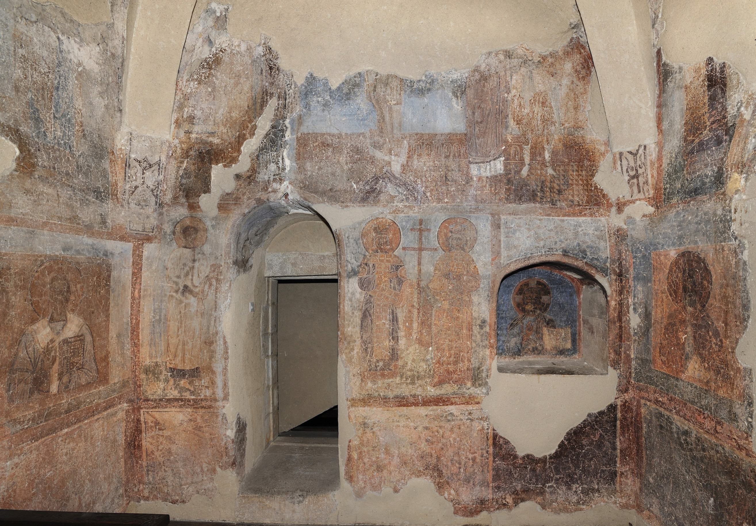 Wall paintings in the room on the second floor, 1221-27, view of the eastern side of the room on the second floor of the tower, Ascension Church, Žiča Monastery (source: Institute for the Protection of Cultural Monuments of Serbia – Belgrade)
 