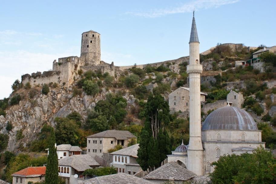 View of the Počitelj town with its congregational mosque, urban center and fortress, Bosnia-Herzegovina. (source: Ana Marija Grbanovic)