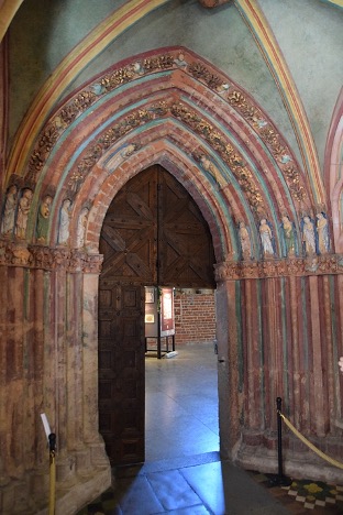 The Golden Gate, Malbork, Poland, ca. 1280, sculpted Limestone (source: G. Leighton)