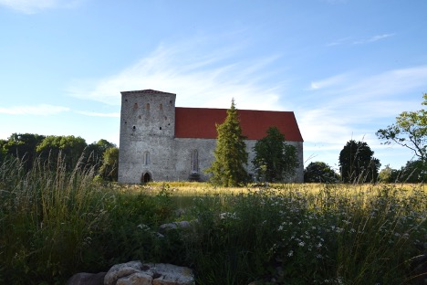 Teutonic Order church of St. Mary, Saaremaa, Estonia, 14th – 15th century, stone (source: G. Leighton)